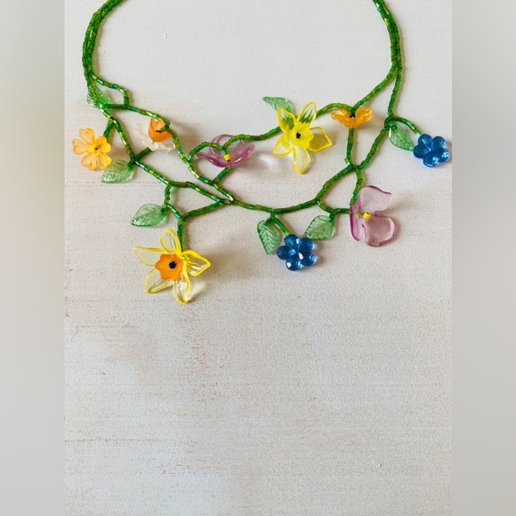 NWT. Zara Colorful Floral Necklace. - Picture 4 of 9